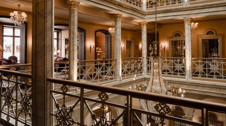 <b>Les Trois Rois Lobby</b>. Images powered by <a href="https://www.leonardoworldwide.com/" title="Leonardo Worldwide" target="_blank">Leonardo</a>.