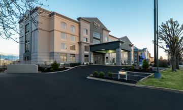 Garner Hotel Murfreesboro West by IHG