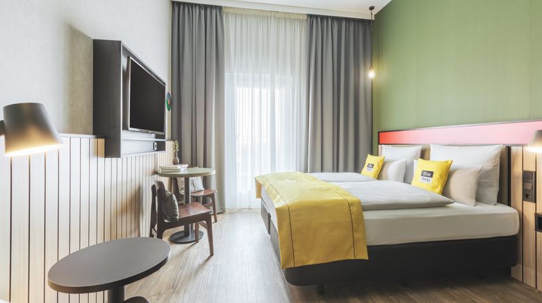 <b>Holiday Inn the niu Amity Potsdam Room</b>. Images powered by <a href="https://www.leonardoworldwide.com/" title="Leonardo Worldwide" target="_blank">Leonardo</a>.