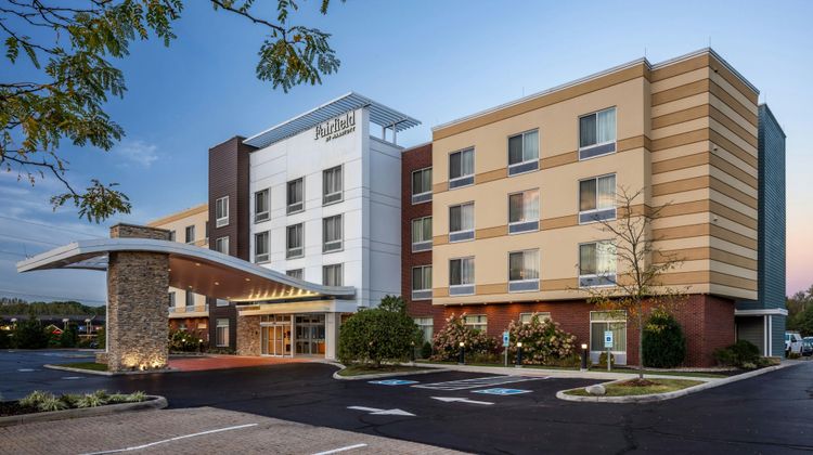 Fairfield Inn & Suites Akron/Stow Exterior