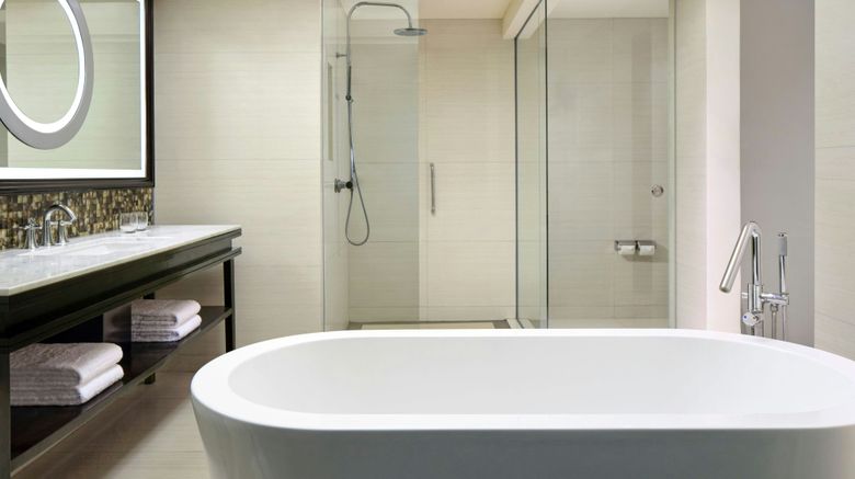 <b>Sheraton Bali Kuta Resort Room</b>. Images powered by <a href="https://www.leonardoworldwide.com/" title="Leonardo Worldwide" target="_blank">Leonardo</a>.