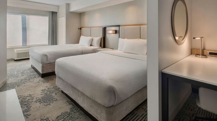 SpringHill Suites Pittsburgh Mills Suite