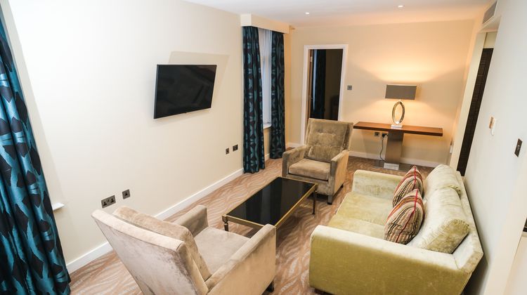 Holiday Inn London - Kensington Room