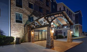 Staybridge Suites Lincoln Northeast