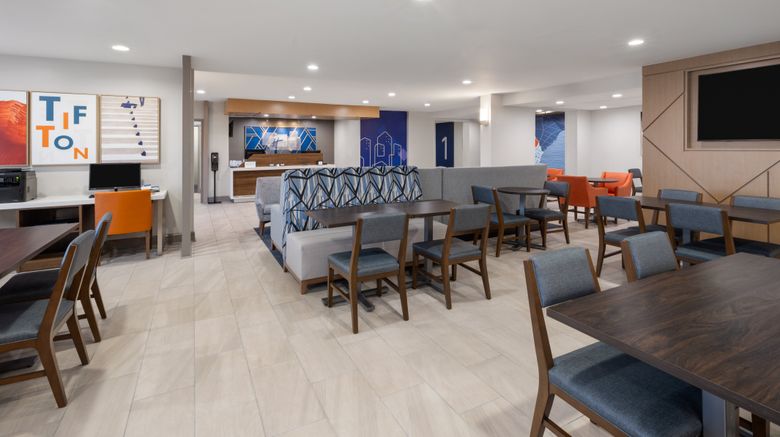 <b>Holiday Inn Express Tifton Exterior</b>. Images powered by <a href="https://www.leonardoworldwide.com/" title="Leonardo Worldwide" target="_blank">Leonardo</a>.