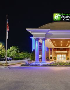 Holiday Inn Express Hotel & Suites