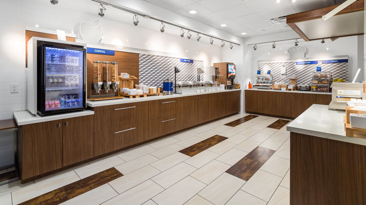 Holiday Inn Express/Suites Houston NW Restaurant