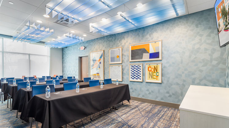 Holiday Inn Express/Suites Houston NW Meeting