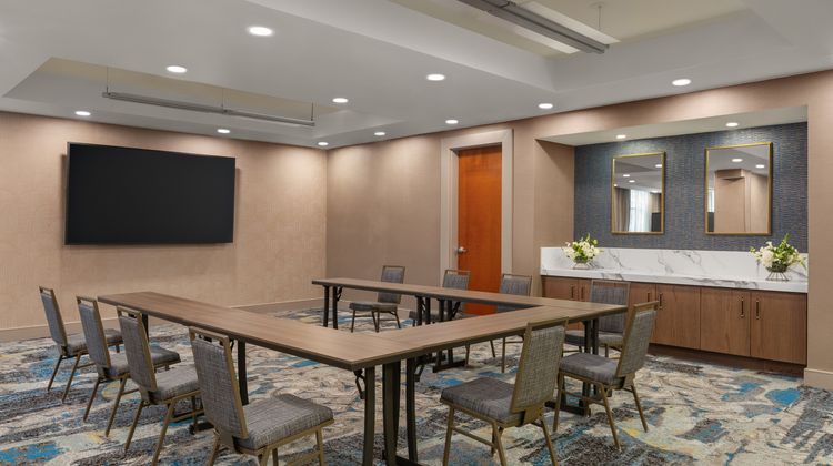 Hotel Indigo Columbus Downtown Meeting