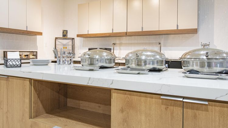 Staybridge Suites Restaurant
