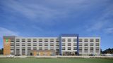 Holiday Inn Exp Suites Lexington Exterior