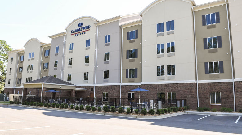 <b>Candlewood Suites Valdosta Mall Exterior</b>. Images powered by <a href="https://www.leonardoworldwide.com/" title="Leonardo Worldwide" target="_blank">Leonardo</a>.