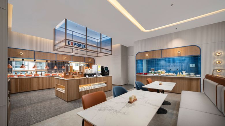 <b>Holiday Inn Exp Qingdao Downtown Restaurant</b>. Images powered by <a href="https://www.leonardoworldwide.com/" title="Leonardo Worldwide" target="_blank">Leonardo</a>.