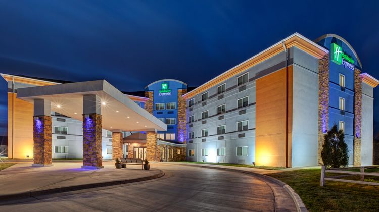 Holiday Inn Express Exterior