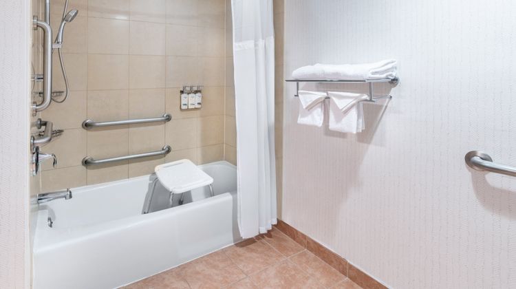 Holiday Inn Frisco Room