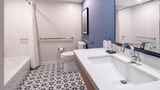 <b>Holiday Inn Resort Bar Harbor Room</b>. Images powered by <a href="https://www.leonardoworldwide.com/" title="Leonardo Worldwide" target="_blank">Leonardo</a>.