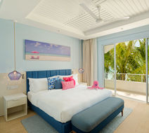 Eri Maldives Room