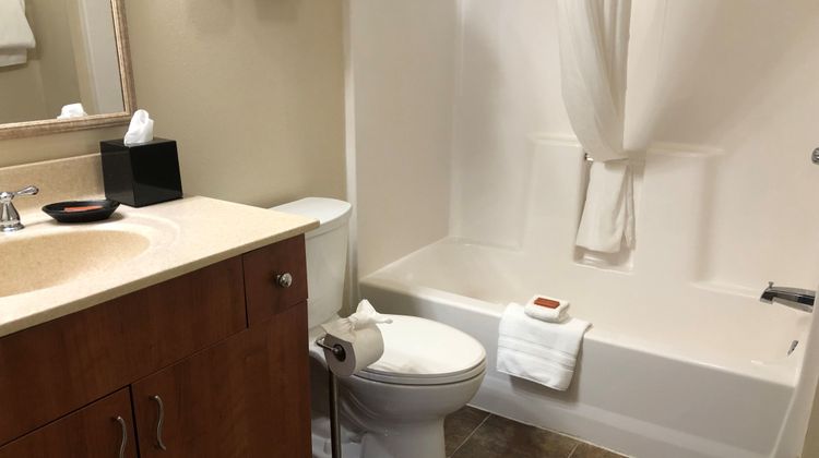 Aspen Suites Hotel Haines Room