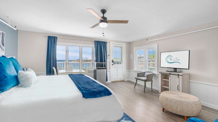 The Cove at Rockport Room