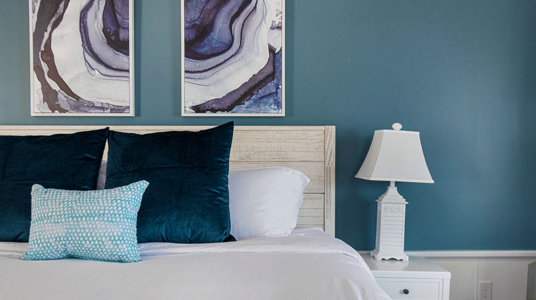 <b>The Cove at Rockport Room</b>. Images powered by <a href="https://www.leonardoworldwide.com/" title="Leonardo Worldwide" target="_blank">Leonardo</a>.