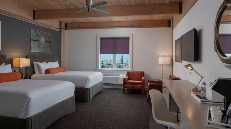 <b>Harbor House Hotel & Marina at Pier 21 Room</b>. Images powered by <a href="https://www.leonardoworldwide.com/" title="Leonardo Worldwide" target="_blank">Leonardo</a>.