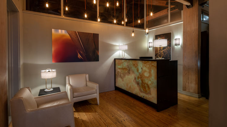 Harbor House Hotel & Marina at Pier 21 Lobby