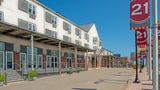 Harbor House Hotel & Marina at Pier 21 Exterior