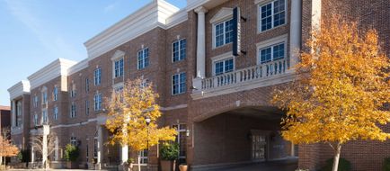 Courtyard by Marriott Green Hills Exterior