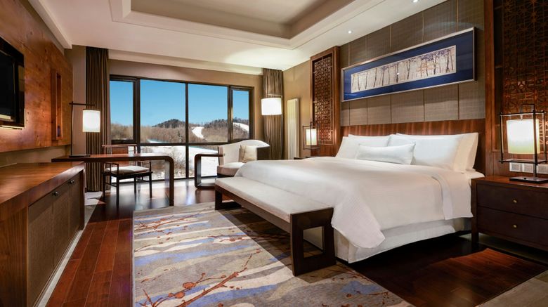 <b>The Westin Changbaishan Resort Room</b>. Images powered by <a href="https://www.leonardoworldwide.com/" title="Leonardo Worldwide" target="_blank">Leonardo</a>.