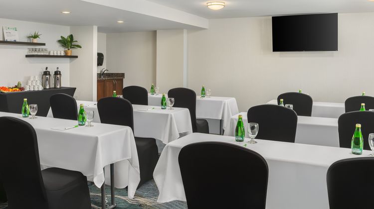 Holiday Inn Oakville Centre Meeting