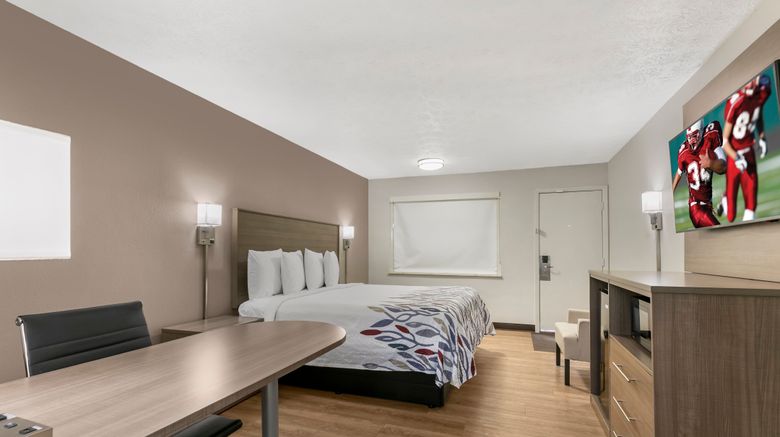 <b>Red Roof Inn Georgetown, KY Room</b>. Images powered by <a href="https://www.leonardoworldwide.com/" title="Leonardo Worldwide" target="_blank">Leonardo</a>.