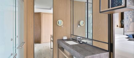 Aravali Marriott Resort & Spa Delhi NCR Room