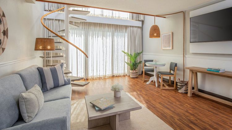 Ashore Oceanfront Hotel Suite