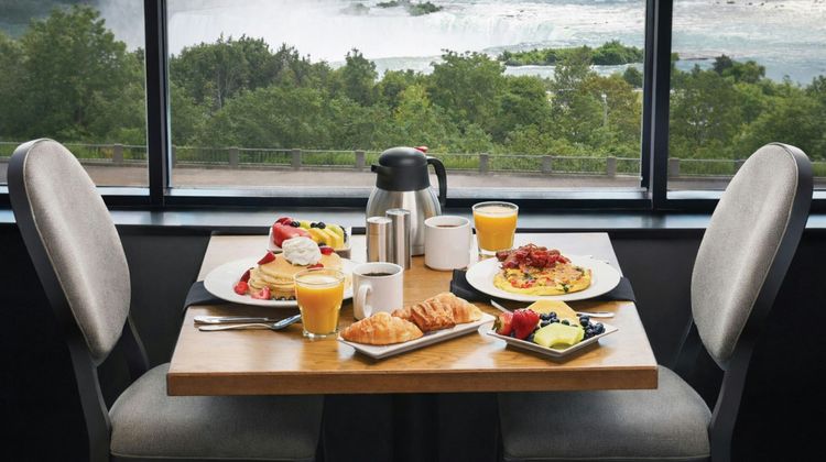 Niagara Falls Marriott on the Falls Restaurant