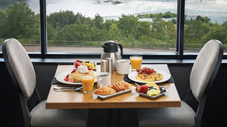 <b>Niagara Falls Marriott on the Falls Restaurant</b>. Images powered by <a href="https://www.leonardoworldwide.com/" title="Leonardo Worldwide" target="_blank">Leonardo</a>.