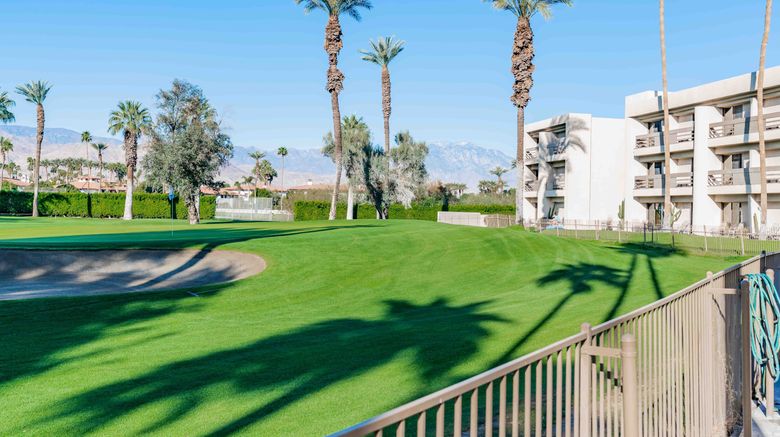 <b>Indian Wells Resort Hotel Golf</b>. Images powered by <a href="https://www.leonardoworldwide.com/" title="Leonardo Worldwide" target="_blank">Leonardo</a>.