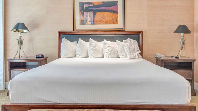<b>Indian Wells Resort Hotel Suite</b>. Images powered by <a href="https://www.leonardoworldwide.com/" title="Leonardo Worldwide" target="_blank">Leonardo</a>.