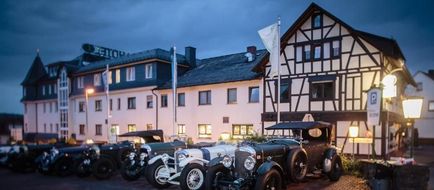 Hotel Zur Krone Exterior