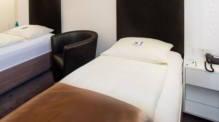 Hotel Zur Krone Room