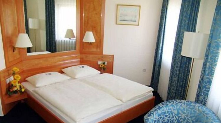 Hotel Zur Krone Room