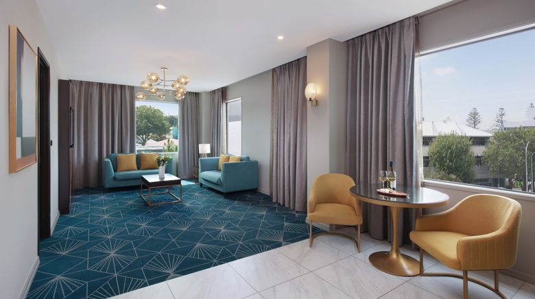 <b>Swiss-Belboutique Napier Suite</b>. Images powered by <a href="https://www.leonardoworldwide.com/" title="Leonardo Worldwide" target="_blank">Leonardo</a>.