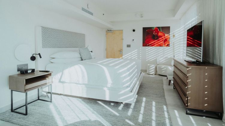 La Concha Resort Room