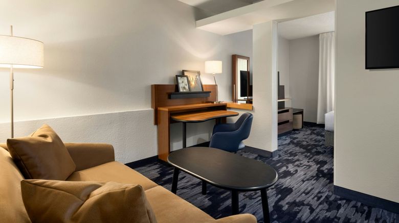 <b>Fairfield Inn/Suites Savannah I-95 South Suite</b>. Images powered by <a href="https://www.leonardoworldwide.com/" title="Leonardo Worldwide" target="_blank">Leonardo</a>.
