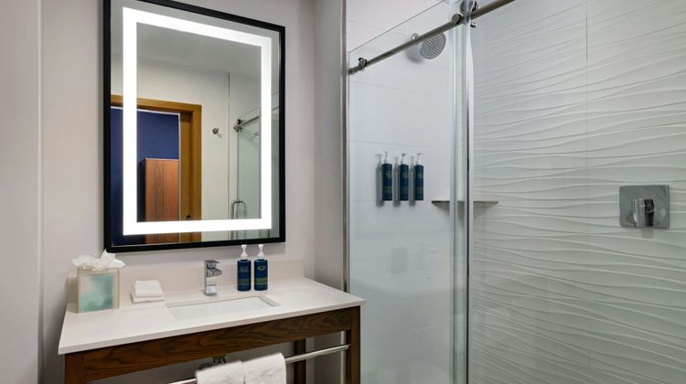Four Points Austin Airport Room