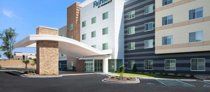Fairfield by Marriott Piedmont Exterior