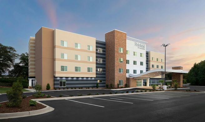 Fairfield by Marriott Piedmont Exterior