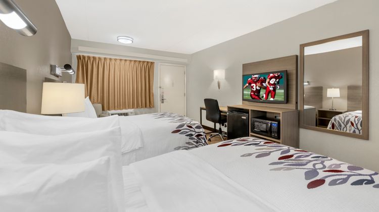Red Roof Inn Buffalo - Niagara Airport Room