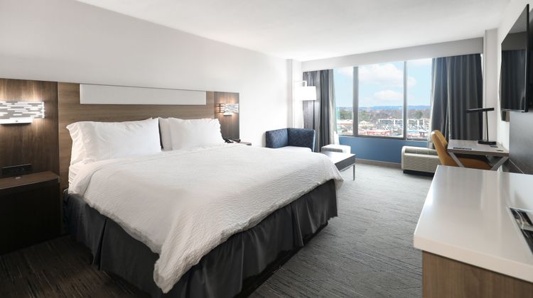 Holiday Inn Express Room