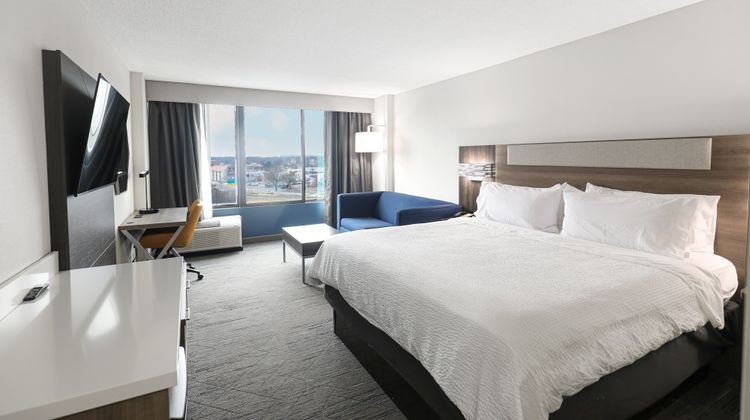 Holiday Inn Express Room