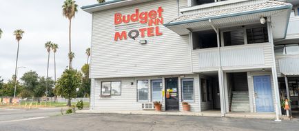 Budget Inn Motel Corcoran Exterior